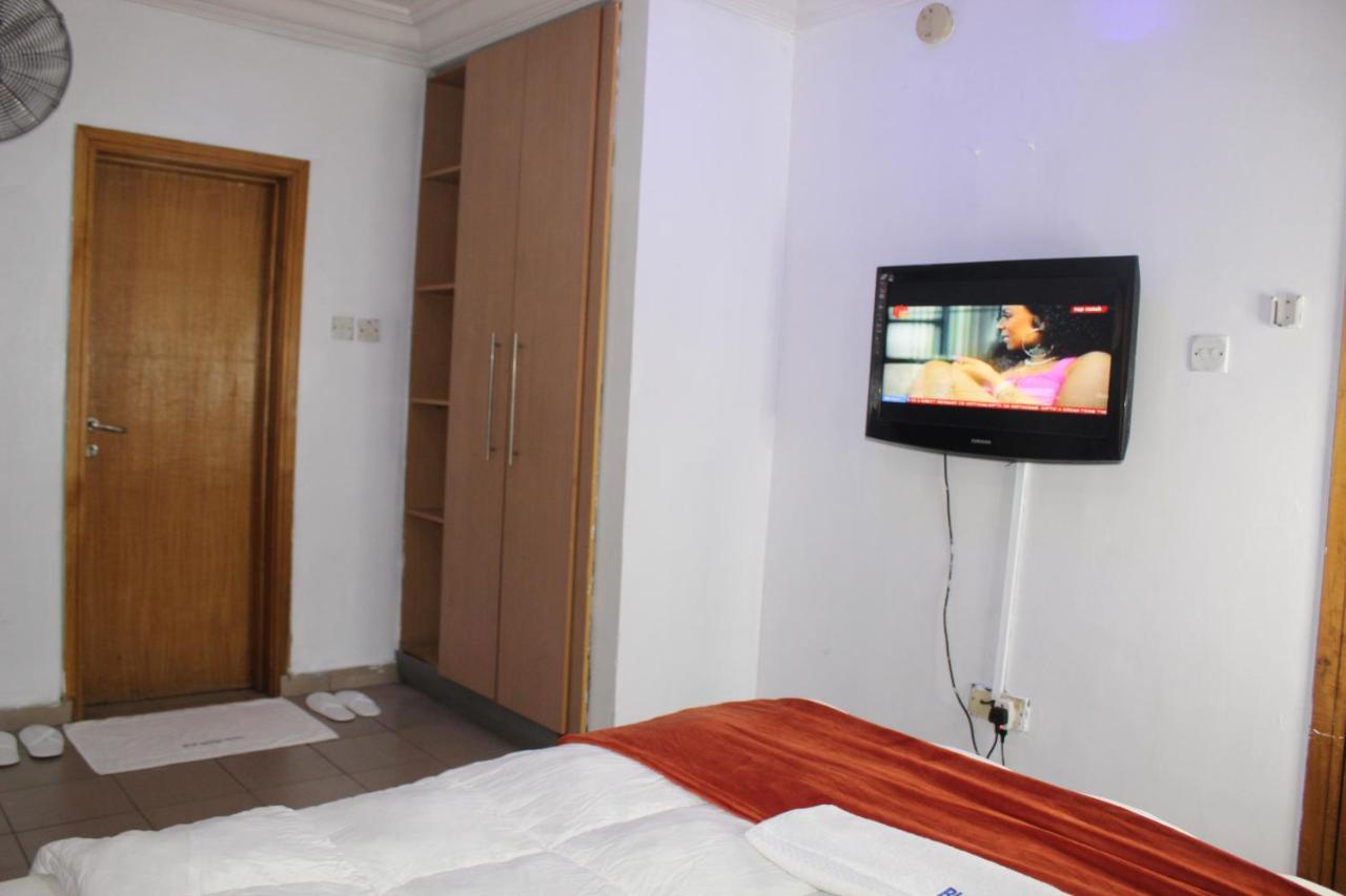 Blue Moon Hotels Victoria Island Lagos Bagian luar foto