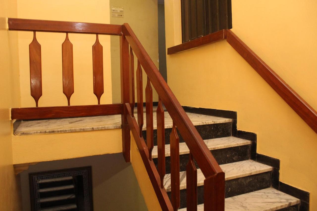 Blue Moon Hotels Victoria Island Lagos Bagian luar foto